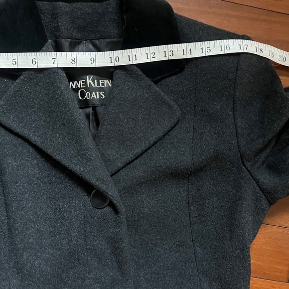 Anne Klein II Vintage Black Merino Wool and Angora Women’s Long Trench Pea Coat - Picture 10 of 12